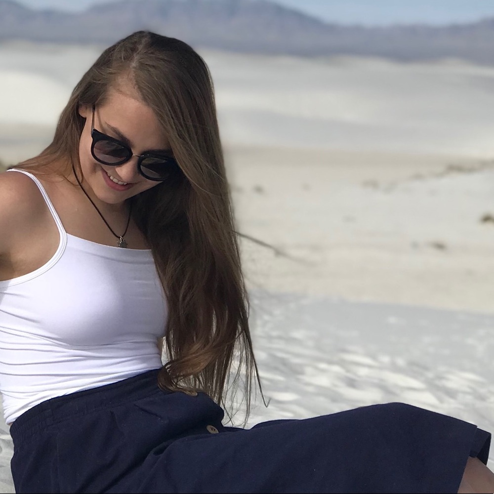 Meet your Posher, Iris